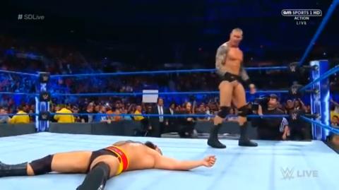 عرض WWE Smackdown live 15-8-2017 مترجم اون لاين