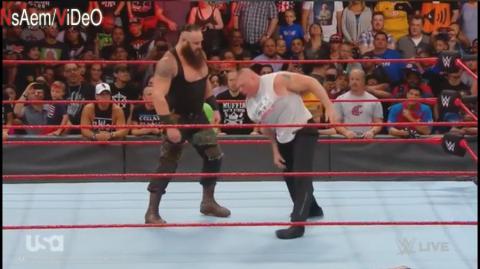 عرض الرو WWE.Raw.21.08.2017 مترجم اون لاين